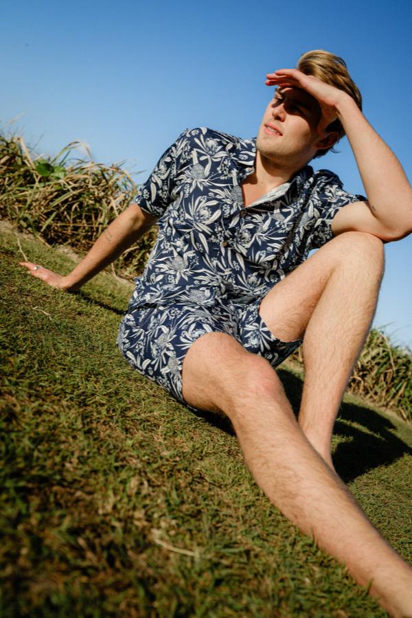 Walk Short - Natives